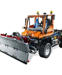 Alternative view of LEGO Technic 8110 Mercedes-Benz Unimog U 400