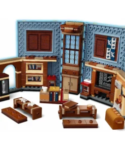 Alternative view of LEGO Harry Potter 76385 Momento de Hogwarts: Clase de Encantamientos