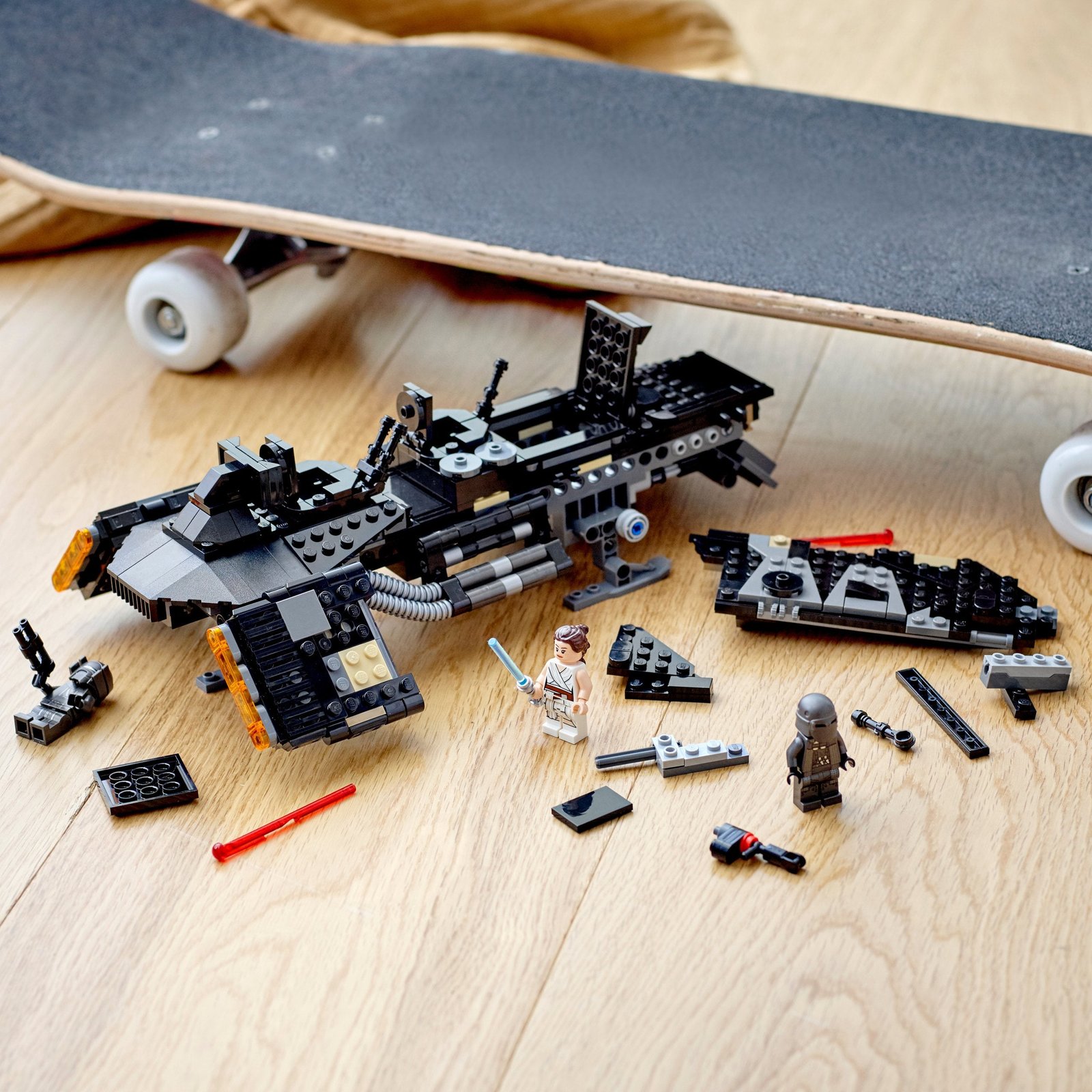 LEGO Star Wars: El Ascenso de Skywalker Barco de Transporte de los Caballeros de Ren (75284) - Imagen 2